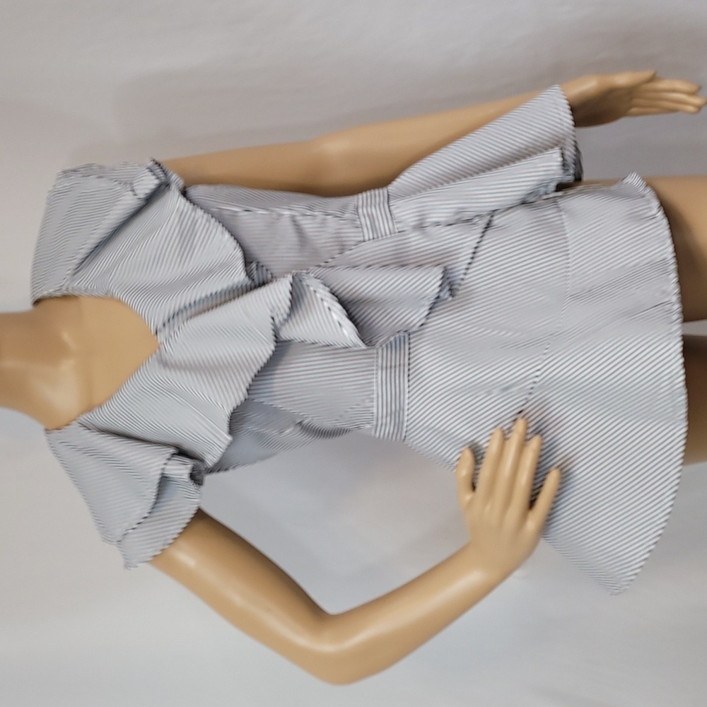 Dalin Ruffle Stripe Top - Picture 5 of 12